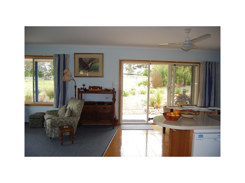 183 Ostlers Road, Lakes Entrance VIC 3909