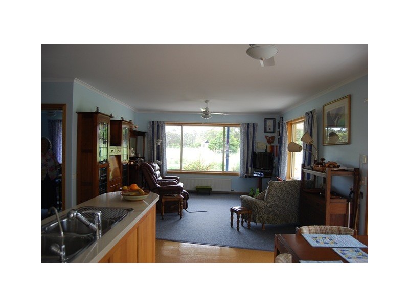 183 Ostlers Road, Lakes Entrance VIC 3909