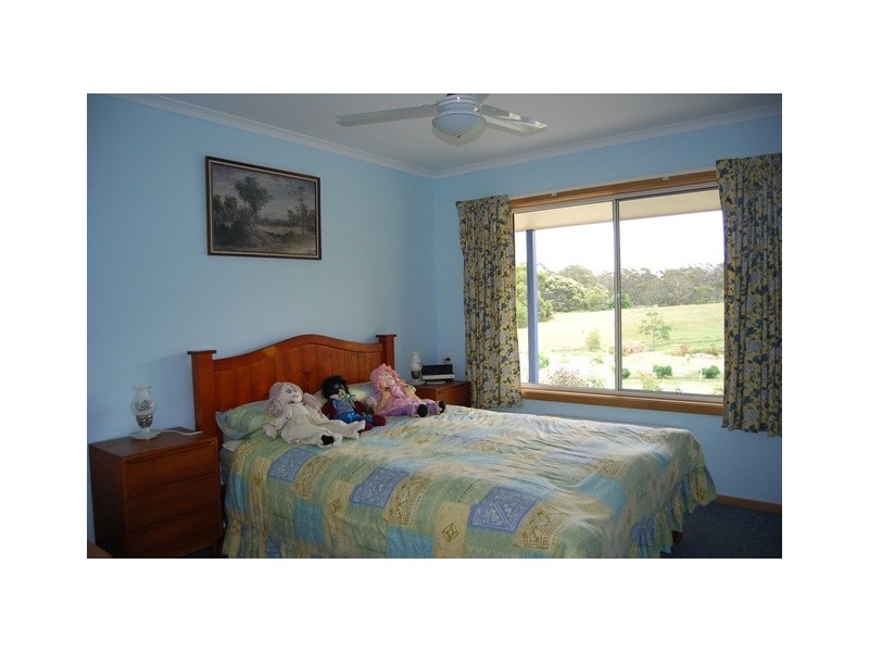 183 Ostlers Road, Lakes Entrance VIC 3909