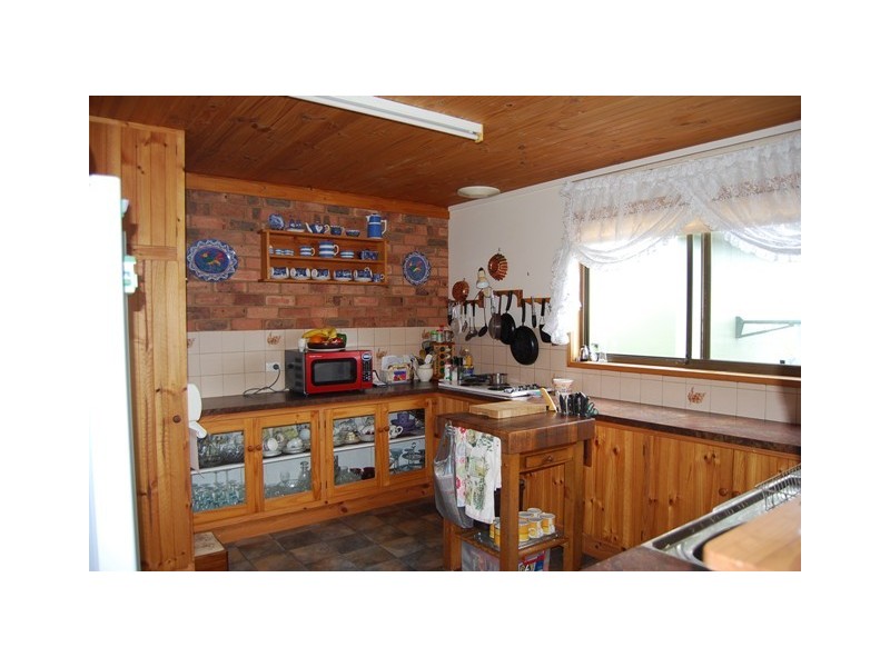 17 View Street, Lakes Entrance VIC 3909