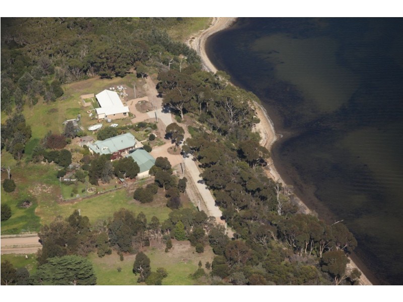 7 Gloria Avenue, Metung VIC 3904