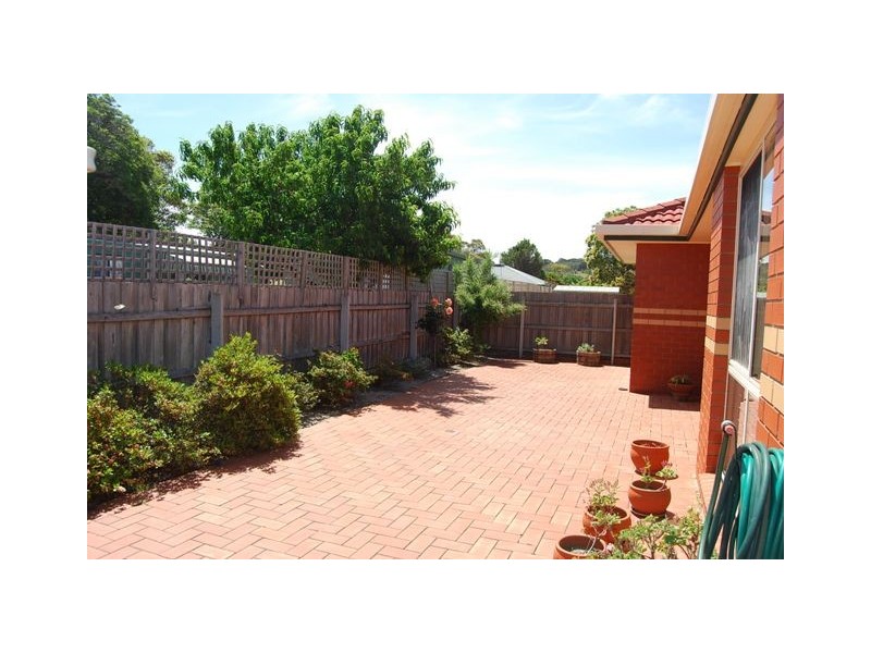 Unit 10 67-73 Roadknight Street, Lakes Entrance VIC 3909