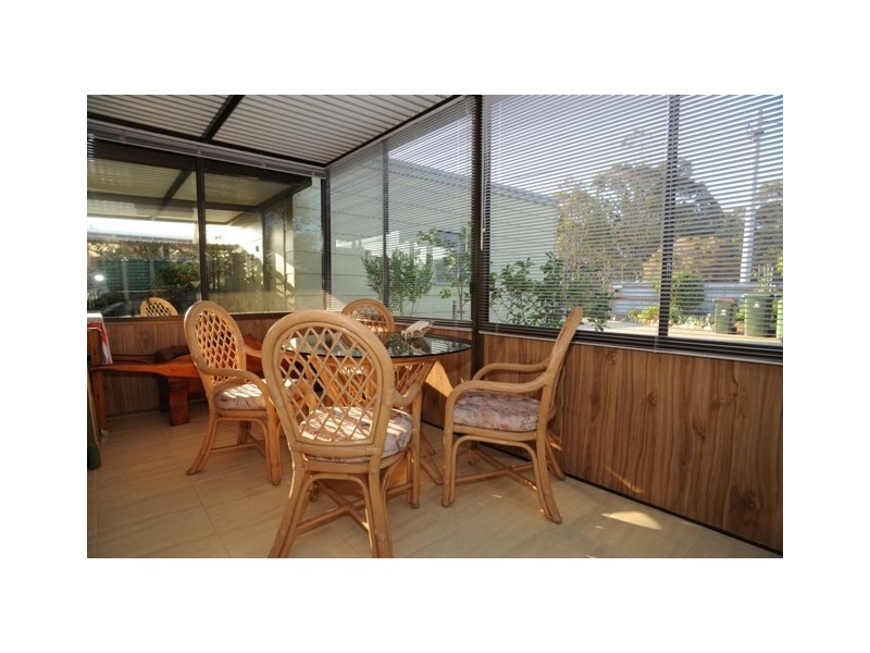 30 Ocean View Parade, Lakes Entrance VIC 3909