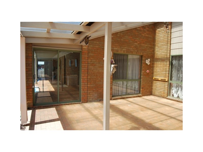 50 Stirling Drive, Lakes Entrance VIC 3909