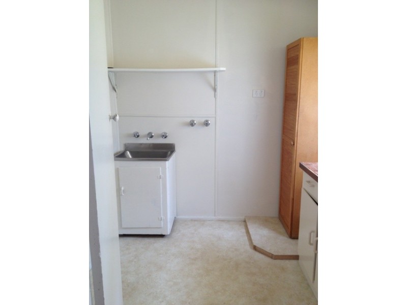 21 Jefferson Avenue, Lakes Entrance VIC 3909