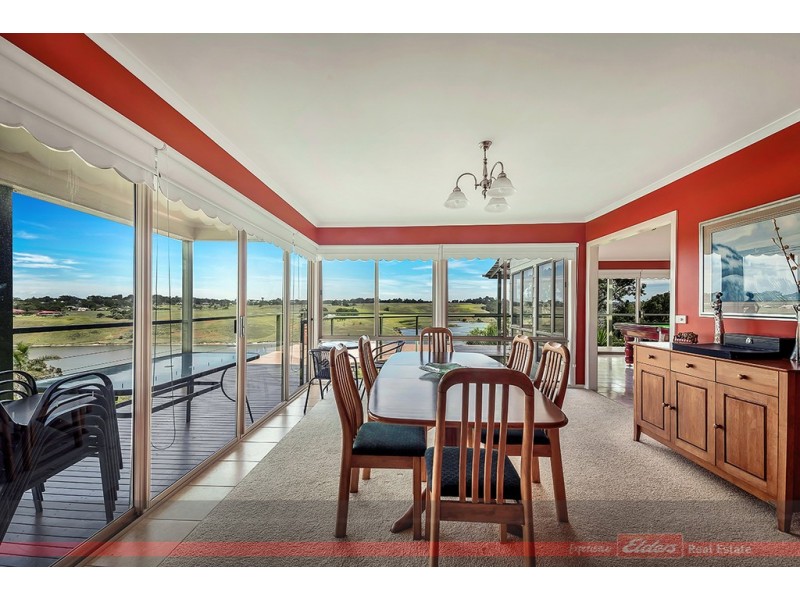 2 Bass Close, Lakes Entrance VIC 3909