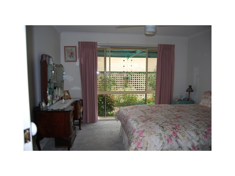 Unit 6 67-73 Roadknight Street, Lakes Entrance VIC 3909