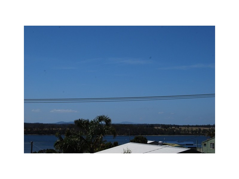 8 Hillcrest Way, Lake Tyers Beach VIC 3909