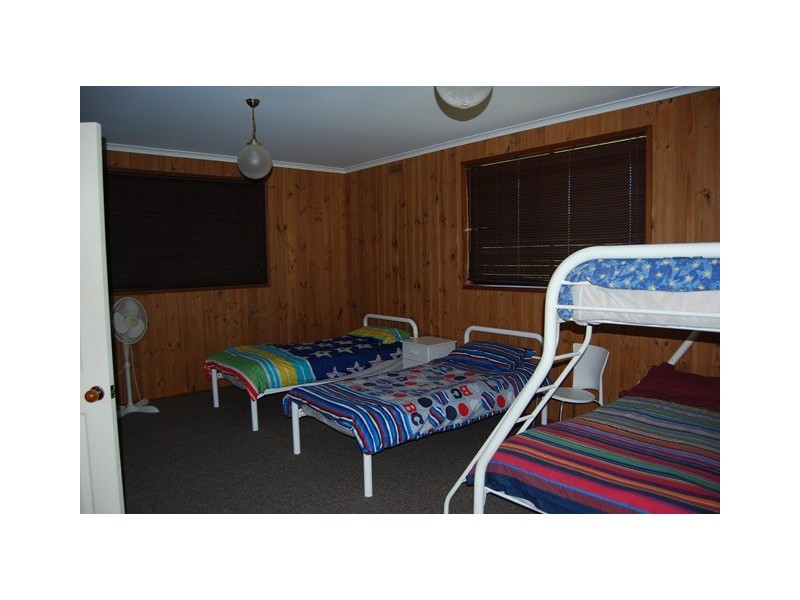 17 Nautilus Way, Lakes Entrance VIC 3909