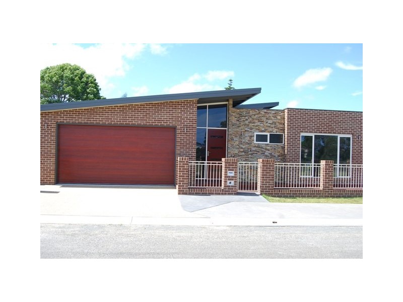 7/77 Myer Street, Lakes Entrance VIC 3909