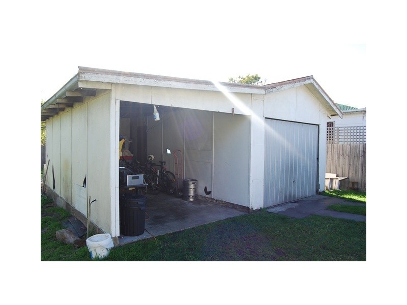 39 Coates Road, Lakes Entrance VIC 3909