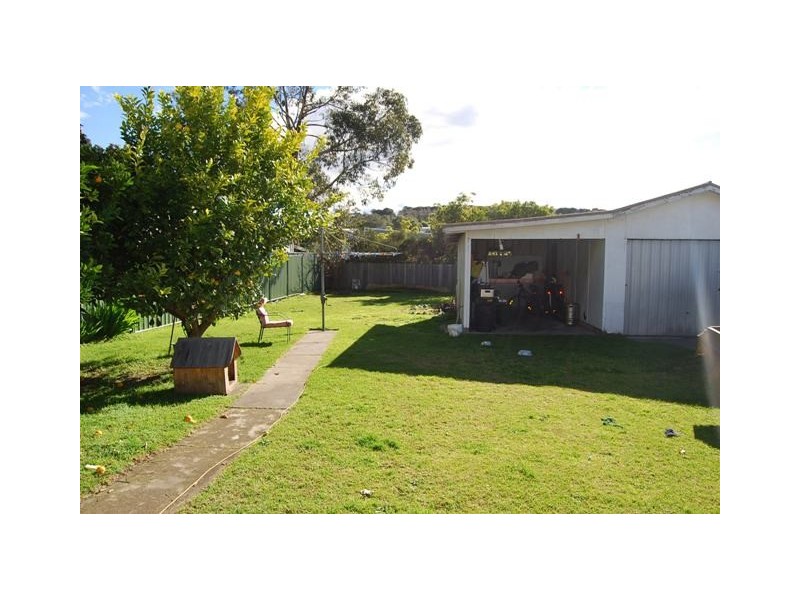 39 Coates Road, Lakes Entrance VIC 3909