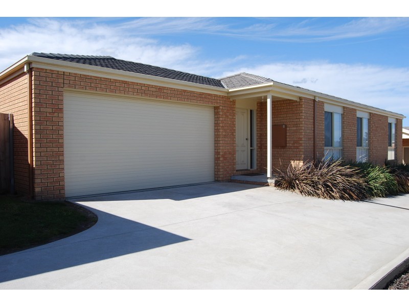 2/4 Broome Street, Lakes Entrance VIC 3909