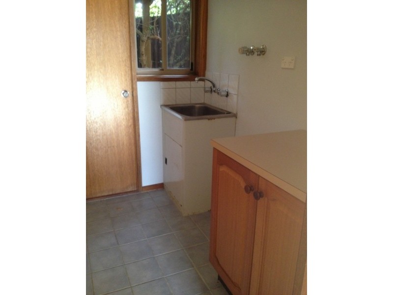 11 Cross Street, Lake Tyers Beach VIC 3909