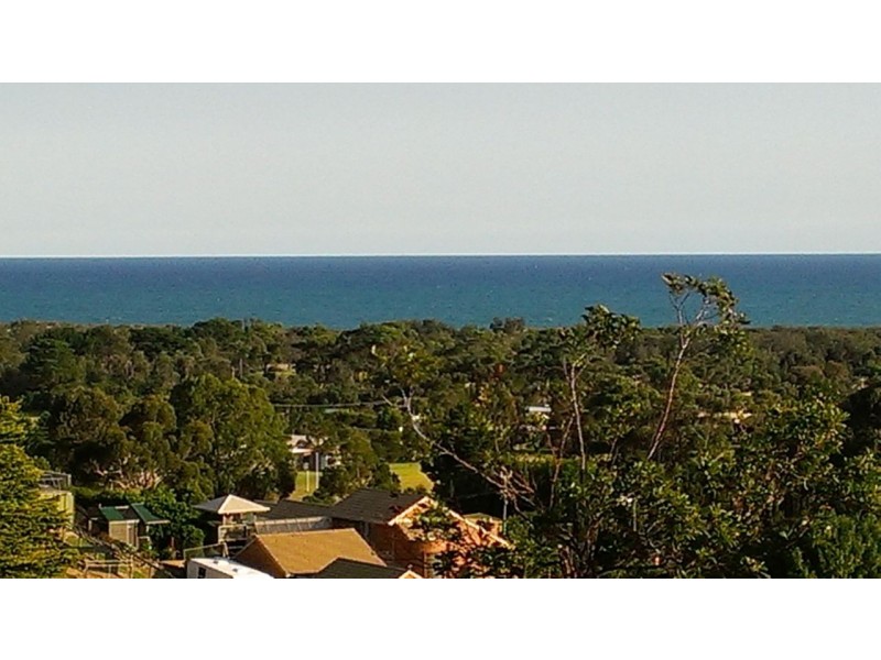 10 Kinkuna Court, Lakes Entrance VIC 3909