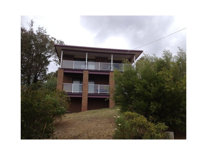 30 Gay Street, Lakes Entrance VIC 3909