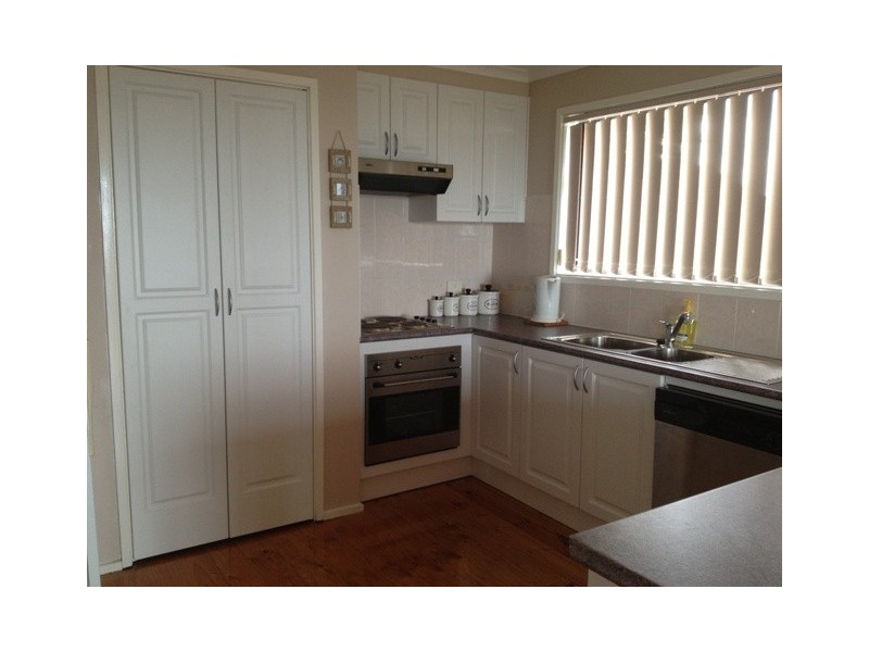 30 Gay Street, Lakes Entrance VIC 3909