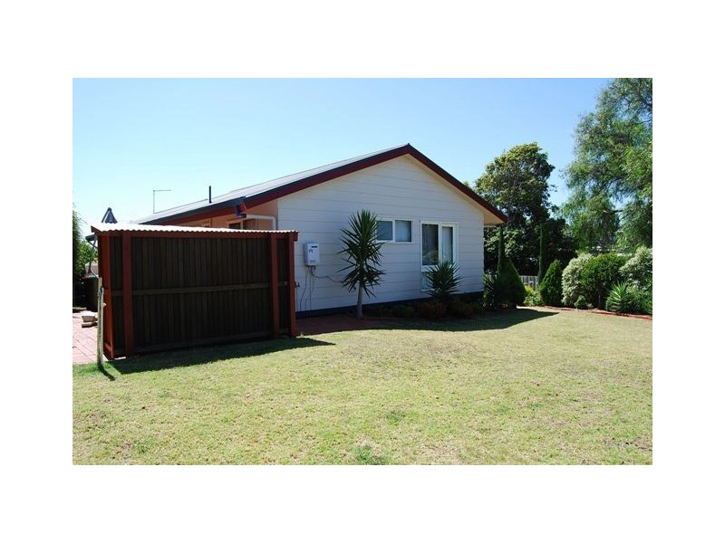 5 View Street, Lakes Entrance VIC 3909