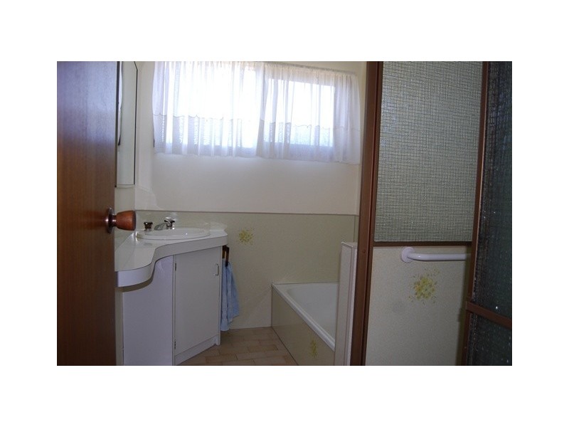 5 View Street, Lakes Entrance VIC 3909