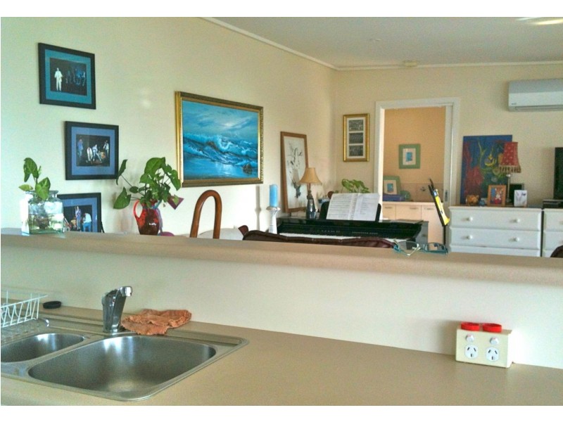 4, 51 Metung Road, Metung VIC 3904