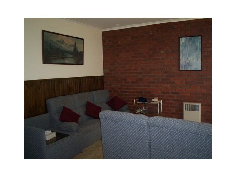 2 50-54 Palmers Road, Lakes Entrance VIC 3909