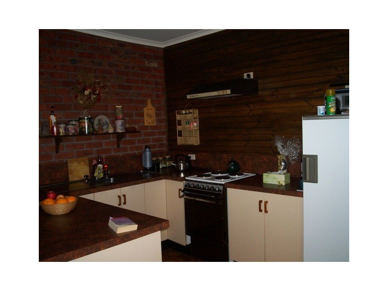 2 50-54 Palmers Road, Lakes Entrance VIC 3909