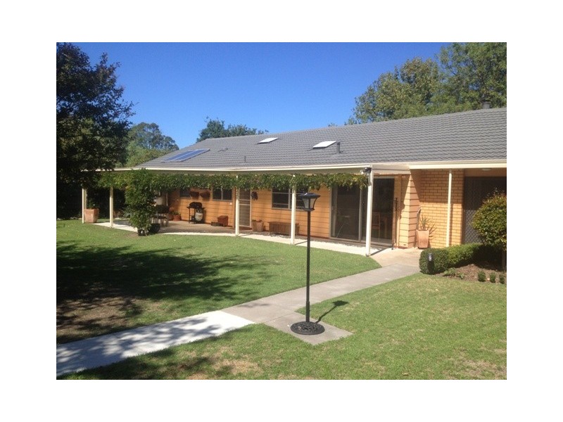 2169 Princes Highway, Lakes Entrance VIC 3909
