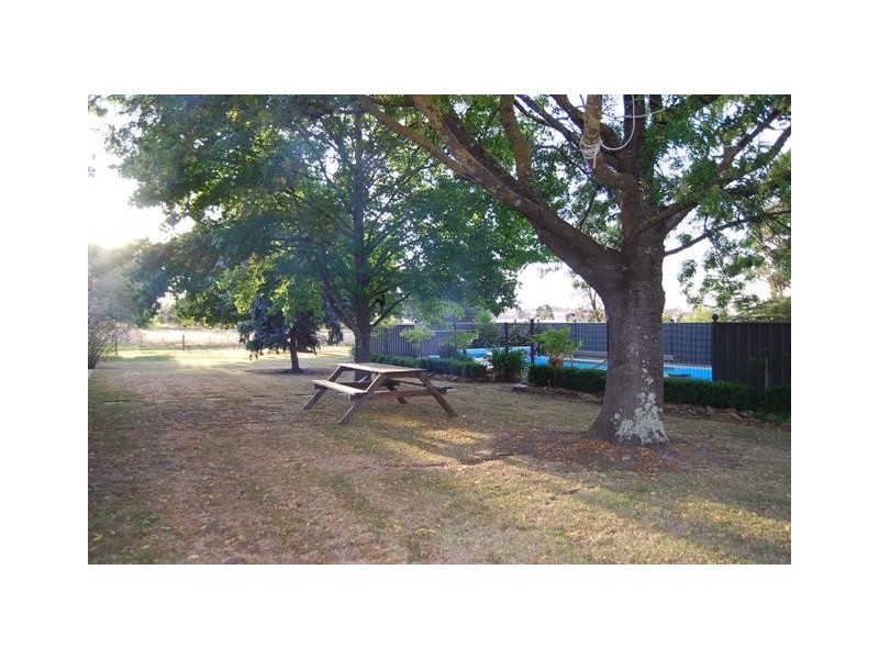 2169 Princes Highway, Lakes Entrance VIC 3909