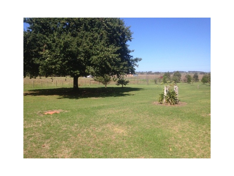 2169 Princes Highway, Lakes Entrance VIC 3909