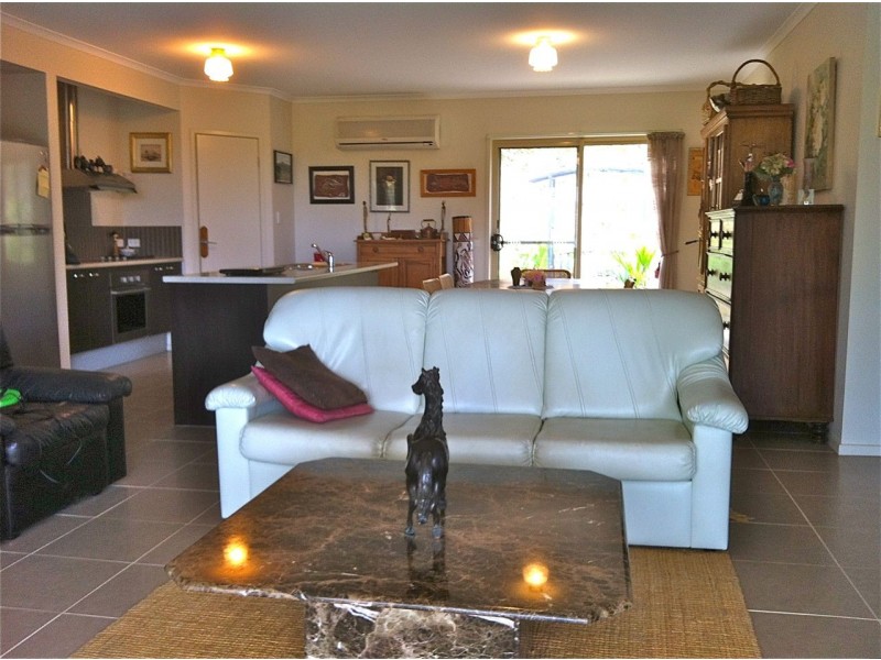 20 Kingscote Drive, Metung VIC 3904