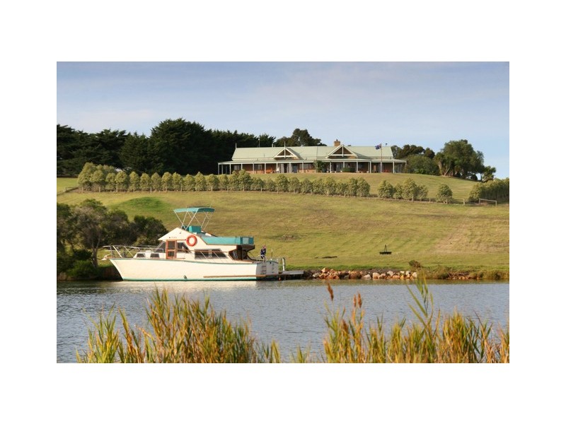 984 Princes Highway, Nicholson VIC 3882