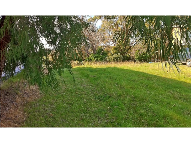 9 Lake Grove, Metung VIC 3904