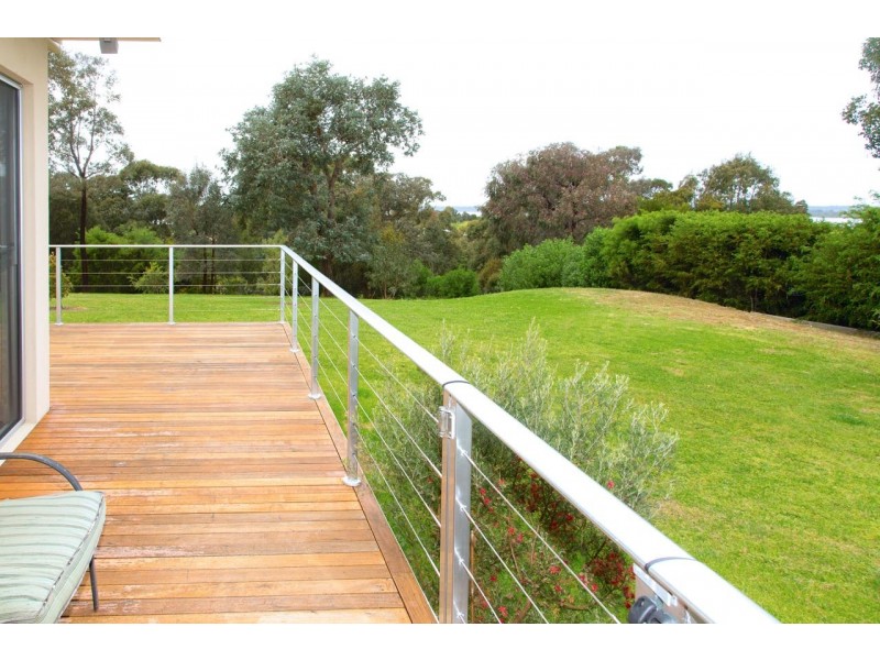 109 Kings Cove Boulevard, Metung VIC 3904