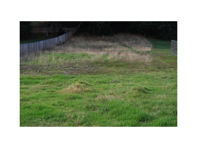 73 Golf Links Road, Lakes Entrance VIC 3909