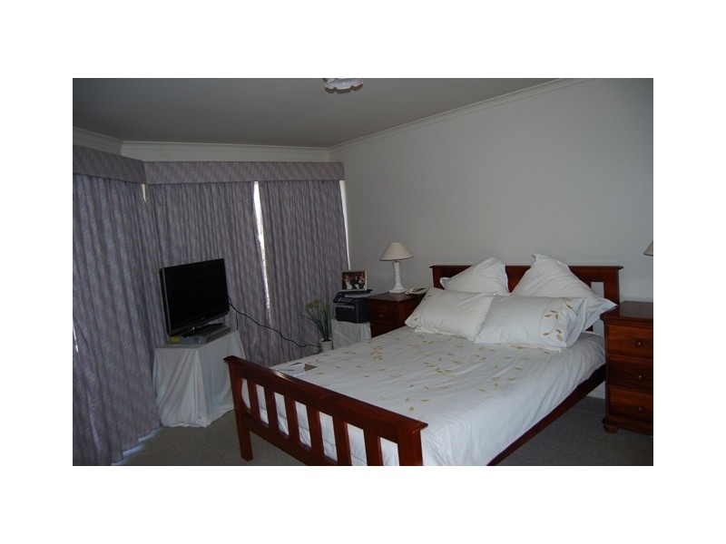 11 Cross Street, Lake Tyers Beach VIC 3909
