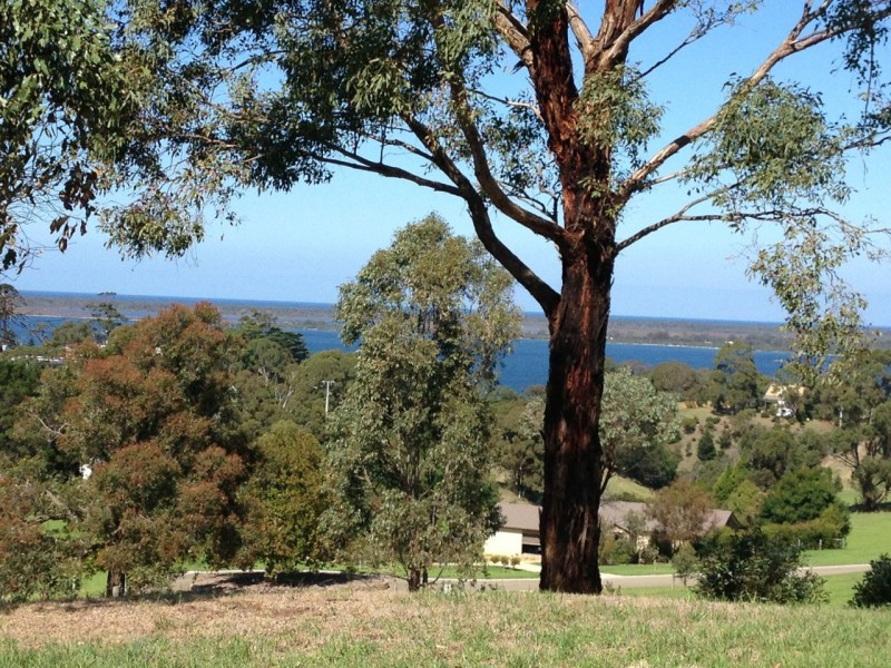 27 Kings Cove Boulevard, Metung VIC 3904