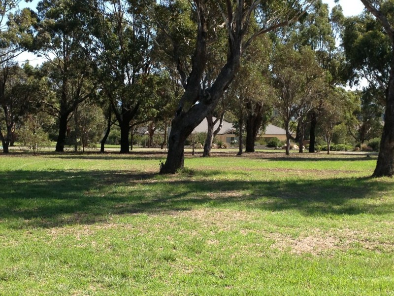 27 Kings Cove Boulevard, Metung VIC 3904