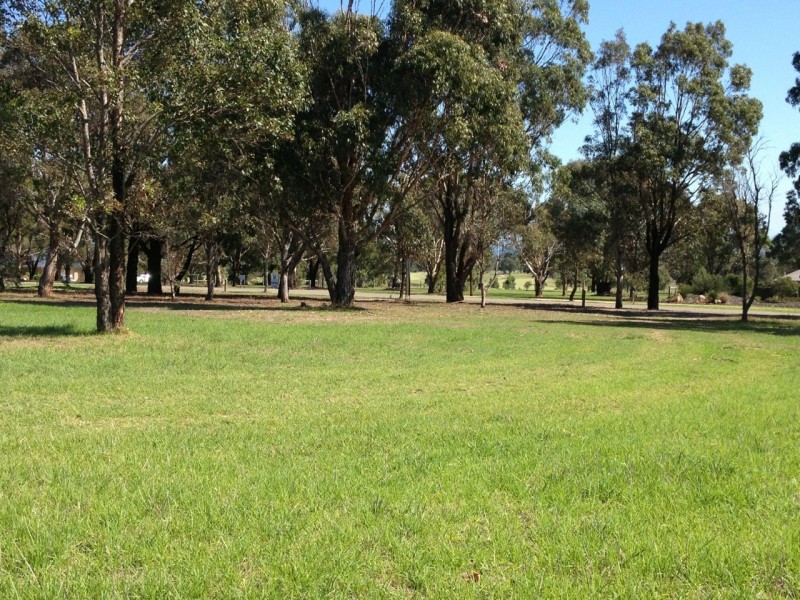 27 Kings Cove Boulevard, Metung VIC 3904