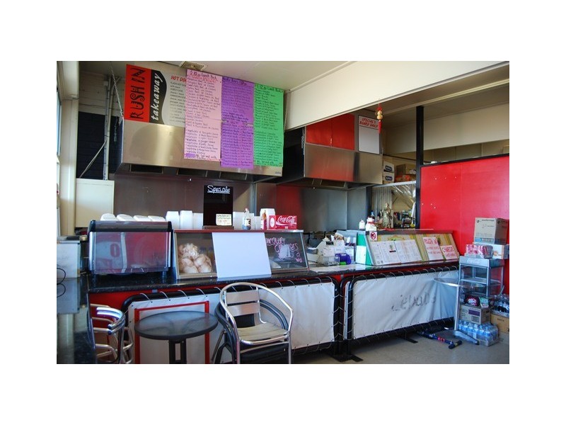 503 Esplanade, Lakes Entrance VIC 3909