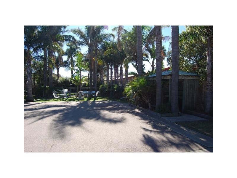 637 Esplanade, Lakes Entrance VIC 3909