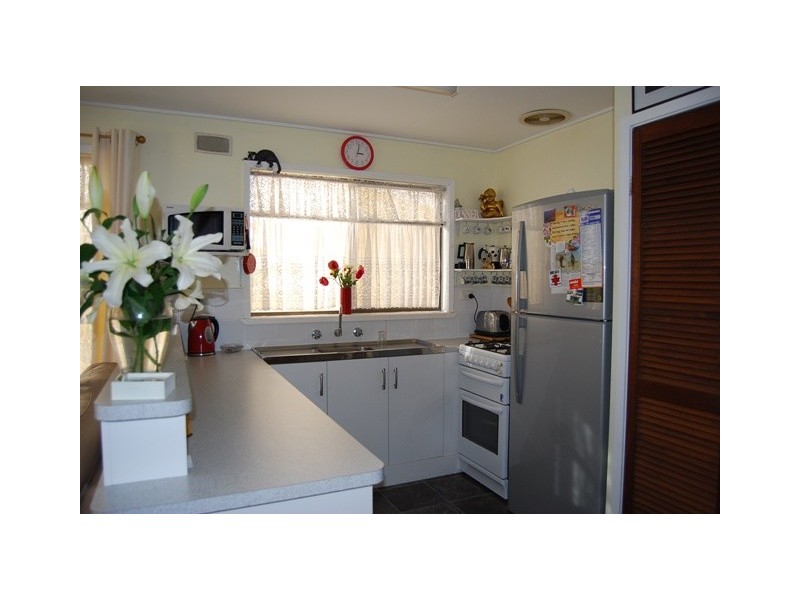 2/36 Carpenter Street, Lakes Entrance VIC 3909