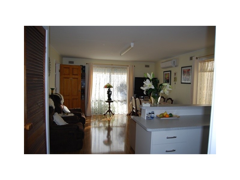 2/36 Carpenter Street, Lakes Entrance VIC 3909