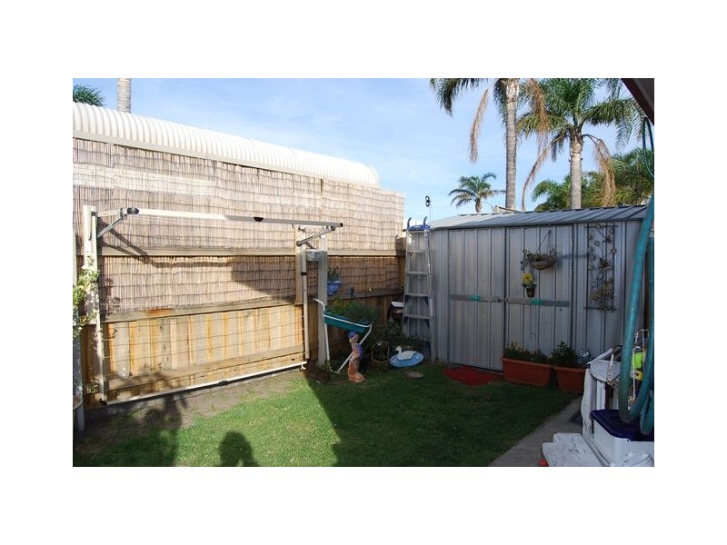 2/36 Carpenter Street, Lakes Entrance VIC 3909