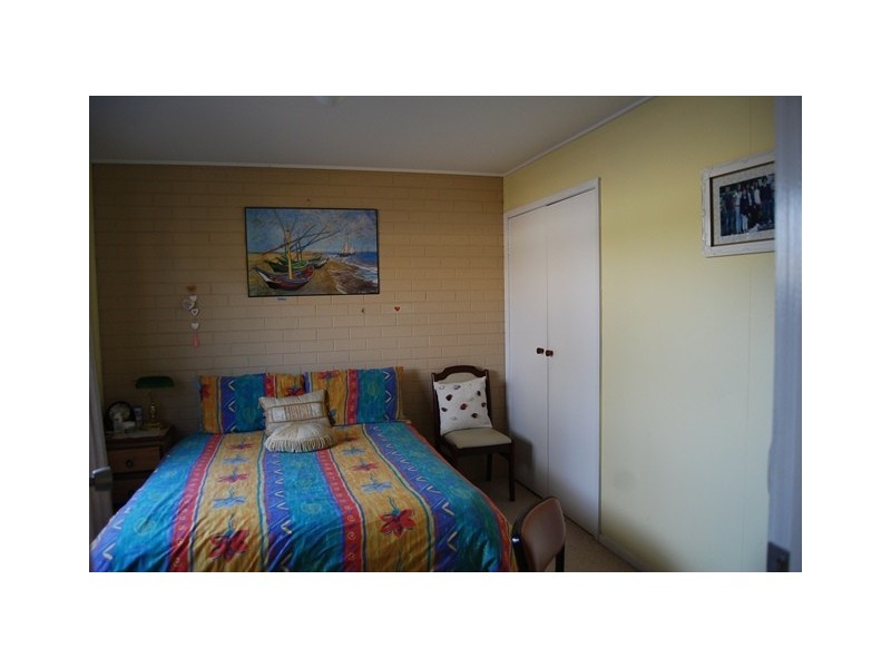 2/36 Carpenter Street, Lakes Entrance VIC 3909