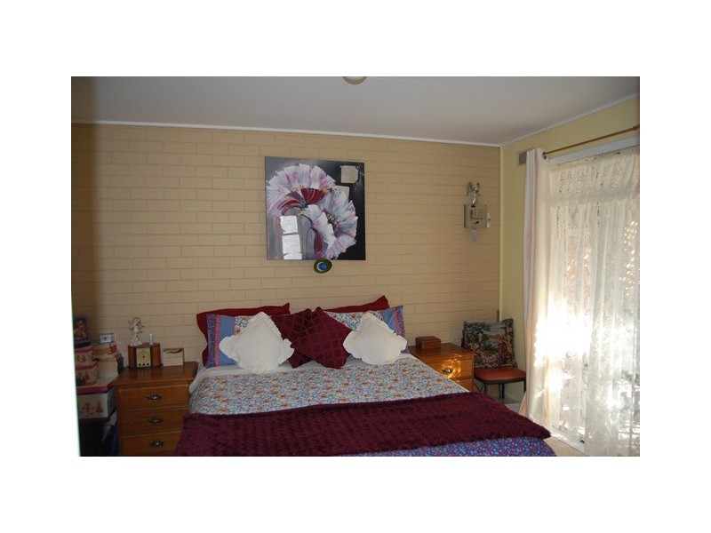 2/36 Carpenter Street, Lakes Entrance VIC 3909