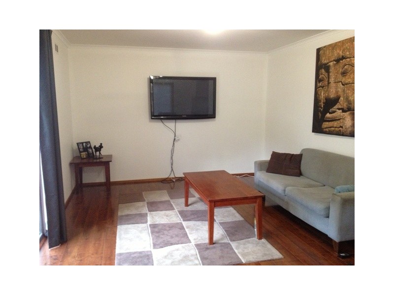 7 Basset Road, Lakes Entrance VIC 3909