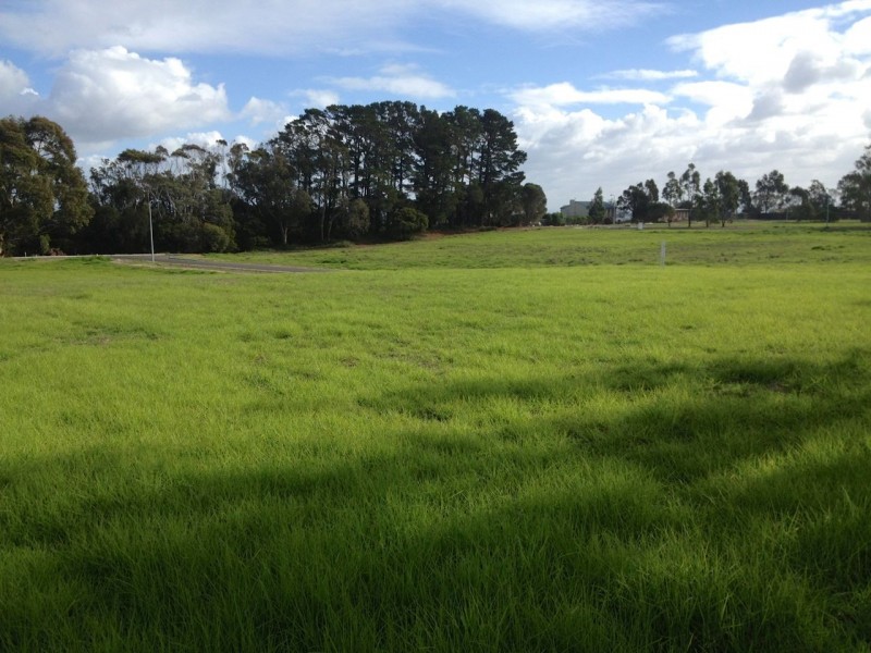 3 Philip Street, Metung VIC 3904