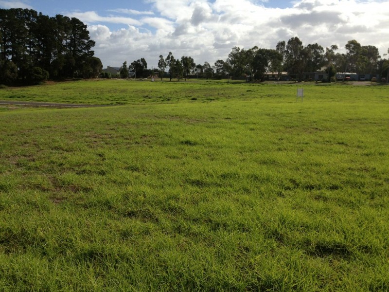 3 Philip Street, Metung VIC 3904