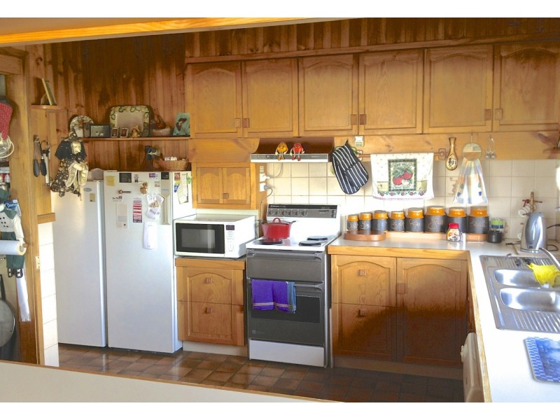 32 Stirling Road, Metung VIC 3904