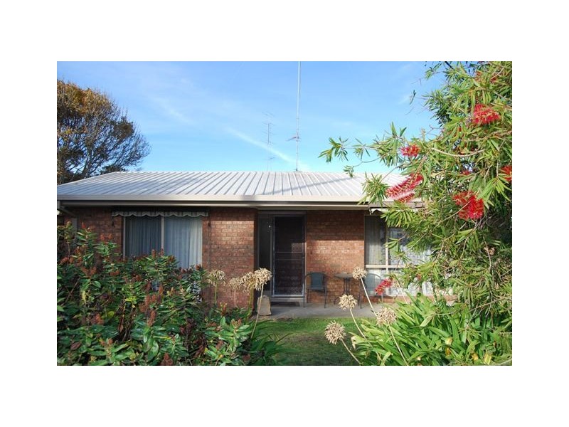 1/14 Bills Street, Lakes Entrance VIC 3909